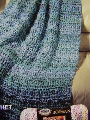 Free Knitting Pattern 70090A Hooded Baby Wrap : Lion Brand Yarn