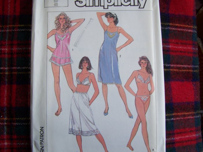 80 S Vintage Sewing Pattern 7672 Lingerie Bias SLip Cami Bra Panties