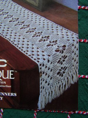 CROCHET Original THREAD runner  elegant table  RUNNER TABLE Patterns PATTERN patterns