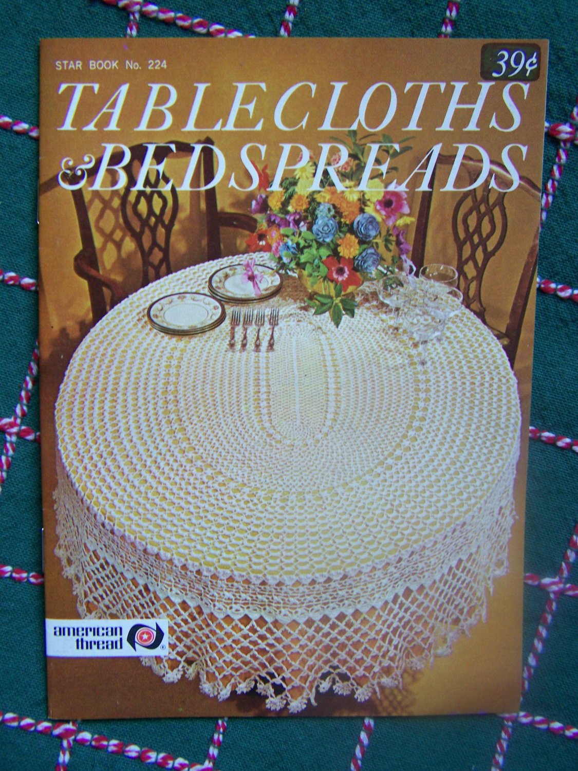 New Vintage Tablecloths & Bedspreads Crochet Patterns Star Book 224