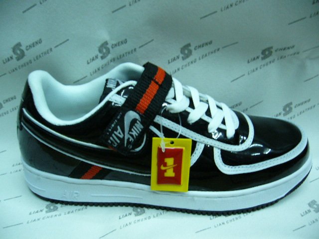 AF104