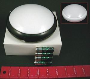 Multi-Purpose White Tap Light - Comes with 4 AA Batteries (wholesale lot of 72)