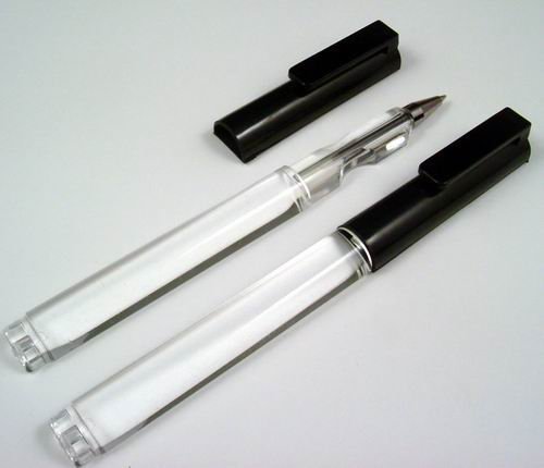 Wholesale - Unique Dual-Purpose Magnifier/Pen (100)