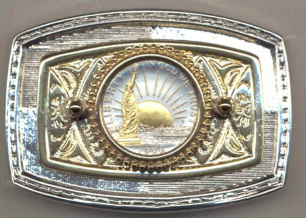 85BB Belt Buckle - U.S. .Statue of Liberty half dollar (1986)