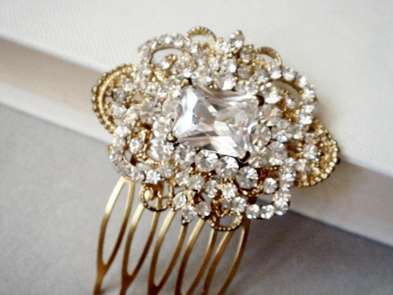 Gold Vintage Wedding Hair Comb - Antique Style Bridal Accessories GFS03
