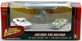 Johnny Lighting Head to Head: '68 Olds Cutlass 442 vs. '71 Olds Cutlass 442