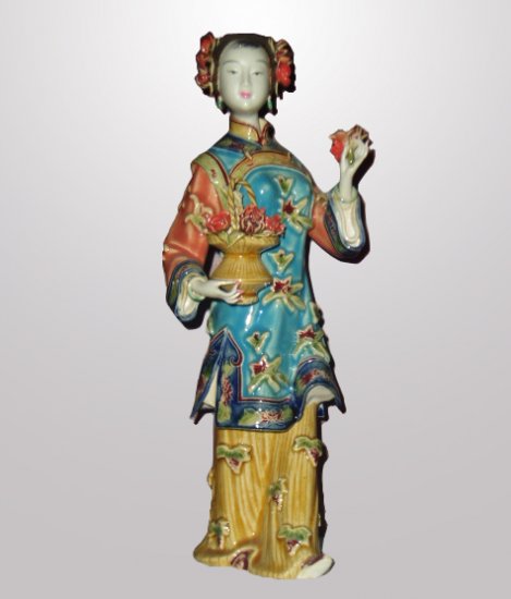 Wonderful Oriental Style Ceramic Lady Flower Seller