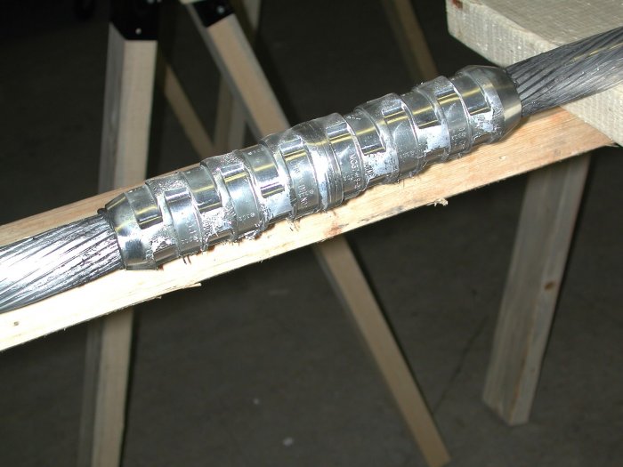 High voltage Power Connector