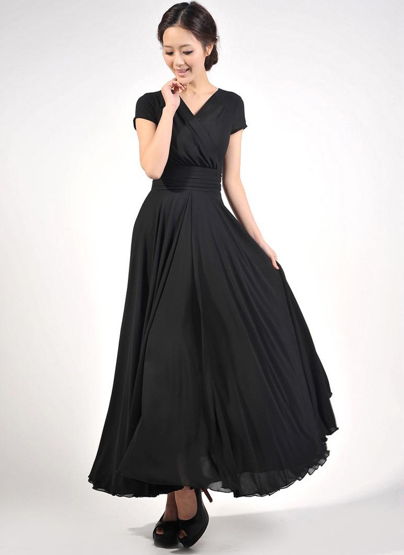 Cap Sleeve Black Maxi Dress with V Neck & Ruched Waist Yoke RM157