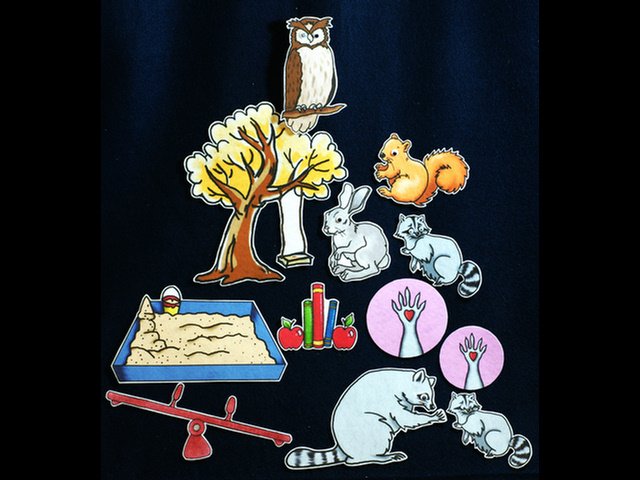 Kissing Hand 12-pc Flannel Felt Story