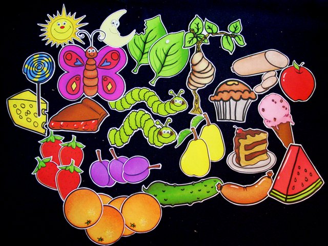 Hungry Caterpillar 33-pc Flannel Felt Story