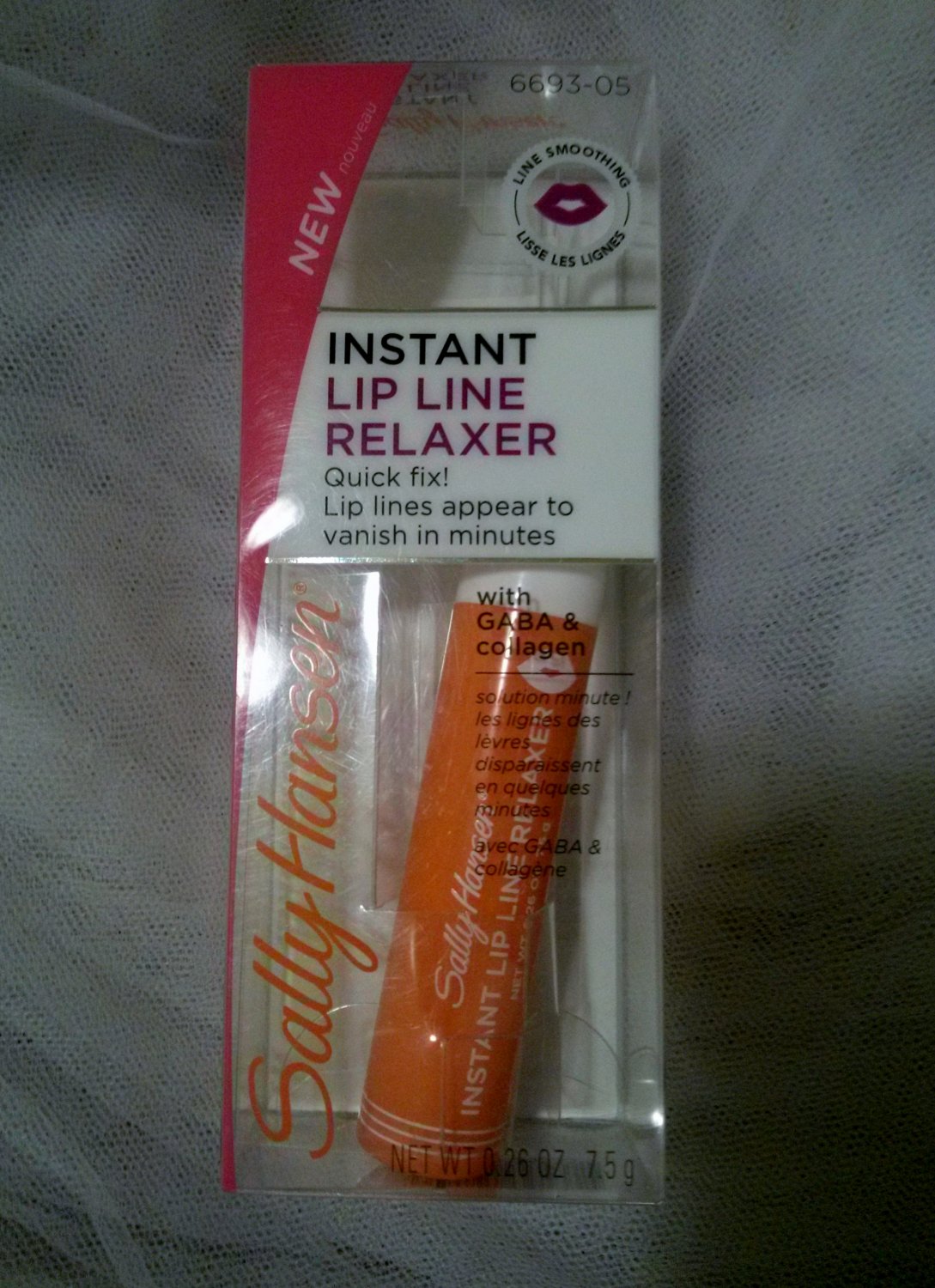 Sally Hansen Instant Lip Line Relaxer 6693-05 with GABA and collagen