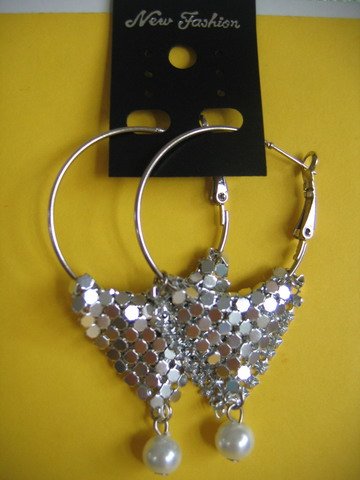 =NEW= Fashion Earrings For Ladies: Siver tone metal