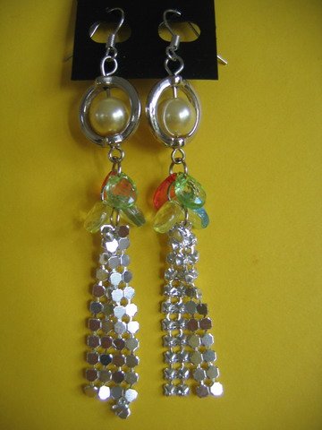 NEW= Fashion Earrings For Ladies: Silver tone metal/yellow pearl beads