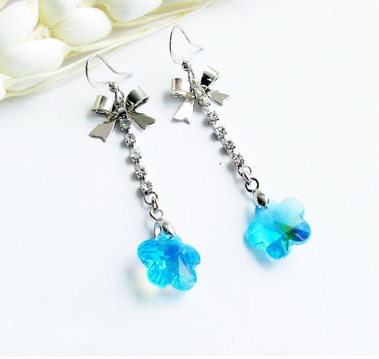 Gorgeous Greenish Blue Crystal Zircon Dangle Earrings