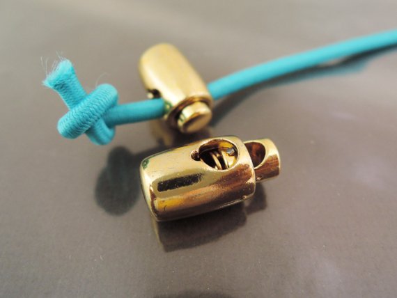 Finding - 2 pcs Gold Plastic End Lock Cord Stopper