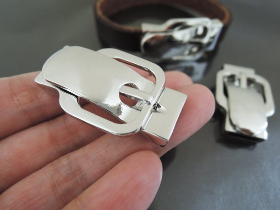 Finding - 1 Set Silver Magnetic Clasp Buckle Fastener ( Inside 10mm x 2mm diameter )