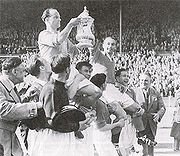 1953 FA CUP FINAL Bolton 3 vs Blackpool 4