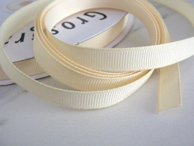 3/8 Inch Wide Ivory Cream Grosgrain Ribbon Trim 5 Yards