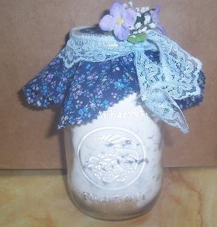 Jubilant Jars- Carefree Cookies: Chocolate Chip Cookies