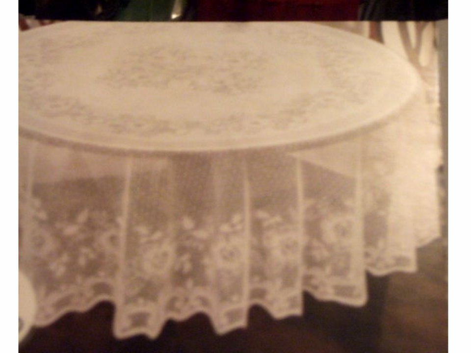 White Lace Floral Tablecloth Lichtenberg