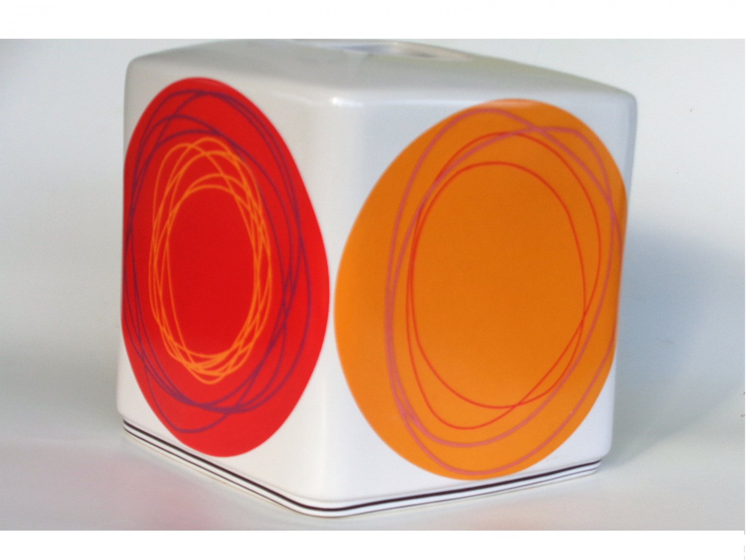 Dot Swirl Tissue Box Cover