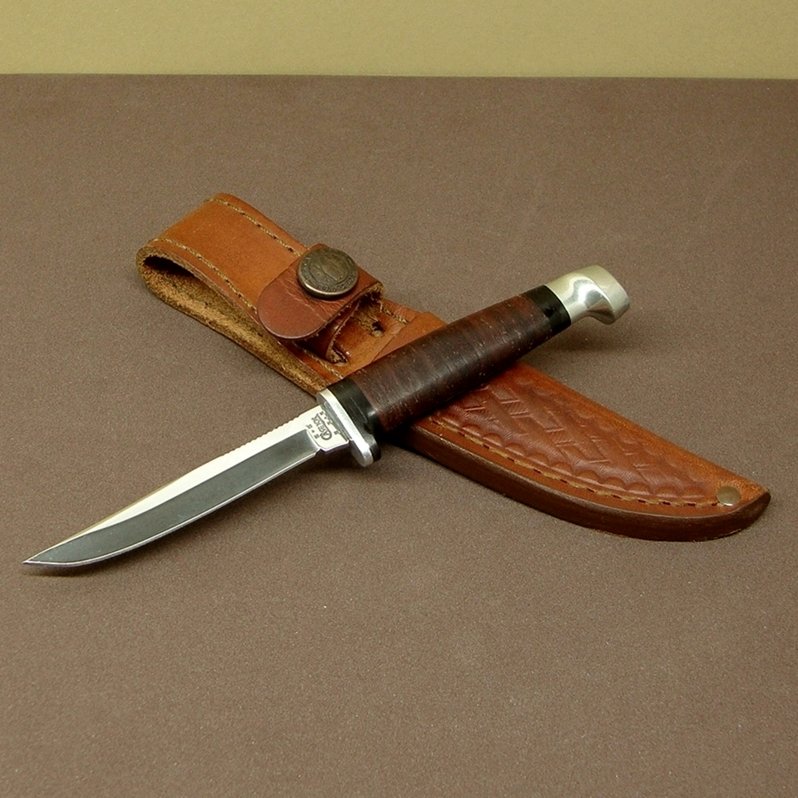 Vintage Hunting Knife 71