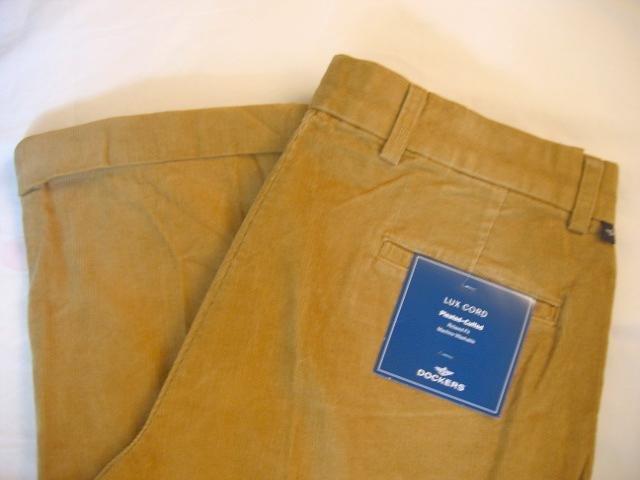 NWT Men's Dockers Corduroy Pants Sz 34x32