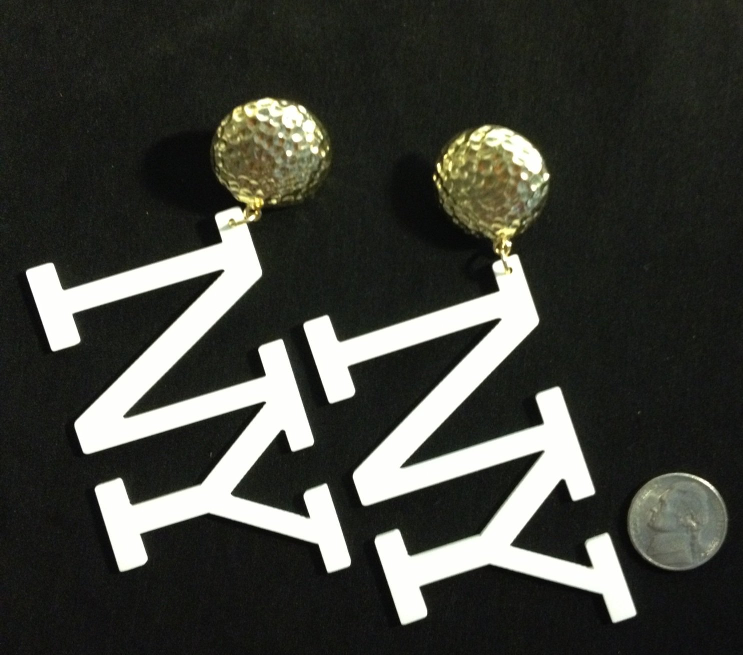 "NY" gold stud with white letters fashion earrings