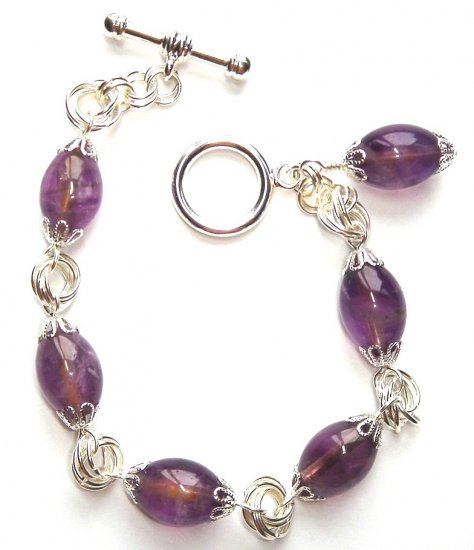 Amethyst in Silver Flower Chain
