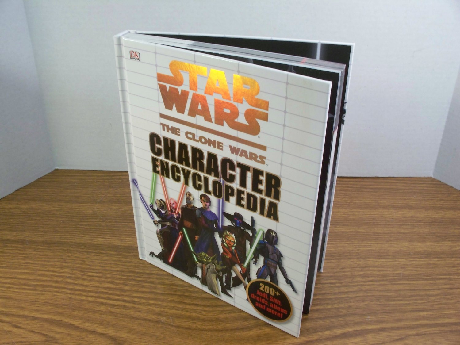 Star Wars the Clone Wars Character Encyclopedia Hardcover Book by Dorling Kindersley *NEW* Star Wars the Clone Wars Character Encyclopedia Hardcover Book by Dorling Kindersley *NEW*