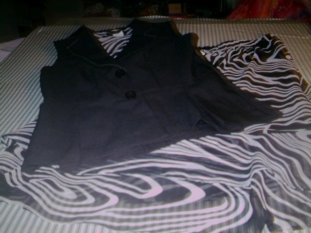 SIZE 8 - SPAGO COLLECTION- WOMEN- 2PCS SKIRT SET