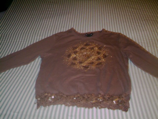 LARGE- SIZE 7- FANG - GIRLS - LONG SLEEVE SHIRT