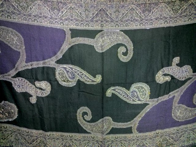 Pashmina shawl