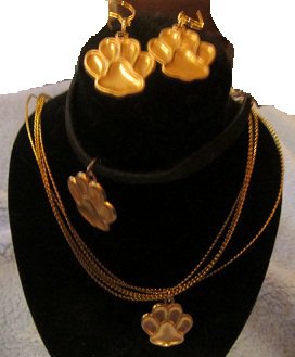 Paw prints set