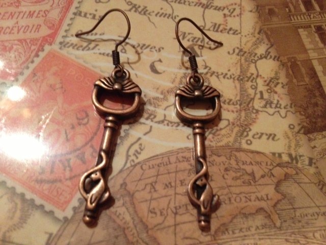 Key cat earrings