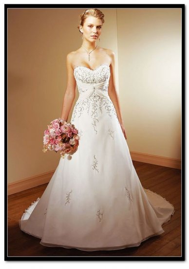 Beautiful Wedding dress/gown & bridesmaid Size 2--48