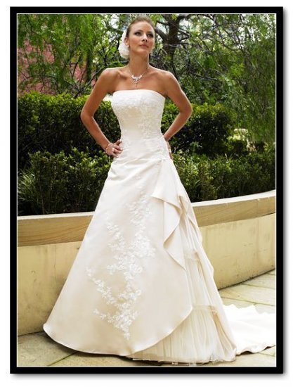 Beautiful Wedding dress/gown & bridesmaid Size 2--48