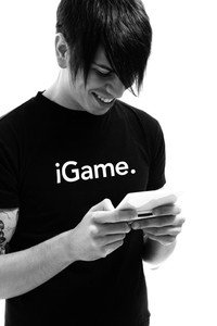 NWT iSTYLE ORIGINAL iGame. apple iPhone Inspired TShirt MEN SZ: large