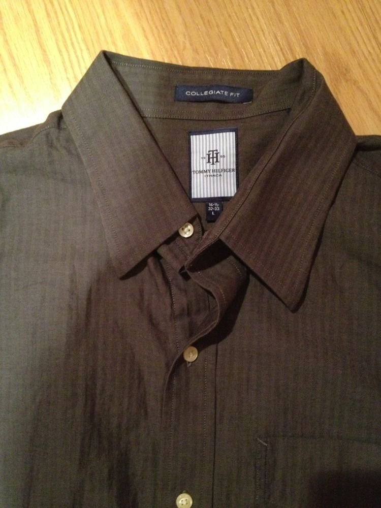 TOMMY HILFIGER Men's Plaid Button Down Shirt Size Large Grey