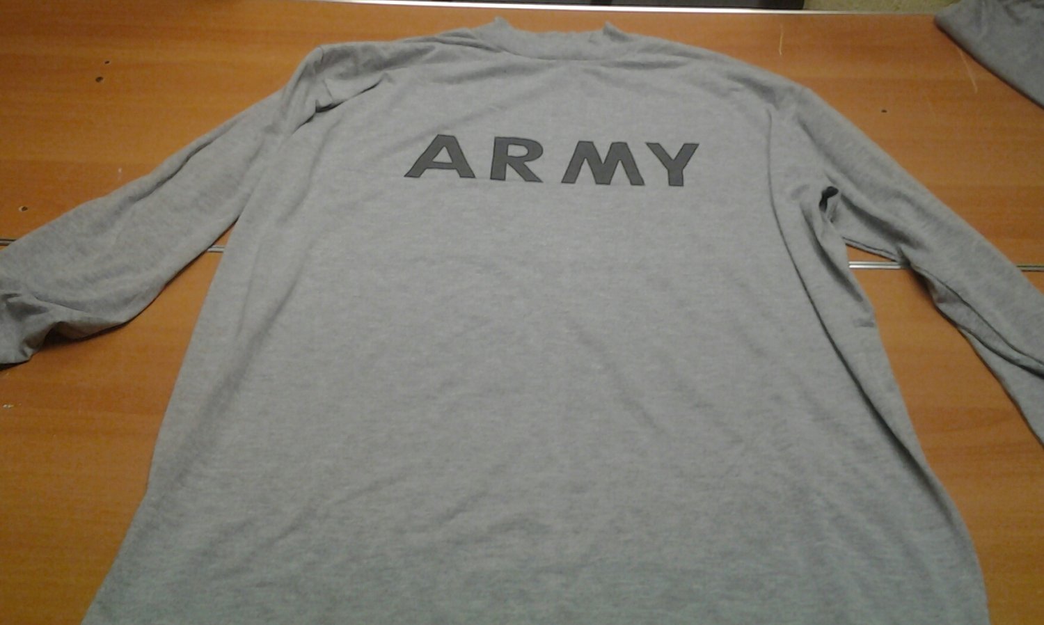 Authentic ARMY gray grey PT uniform long sleeve tee shirt mens Large
