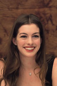 SEXY ACTRESS ANNE HATHAWAY hot 4x6 photo 8