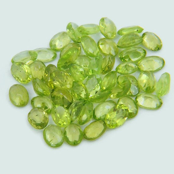 Natural Peridot 9x7mm Faceted Cut Oval 10 Pieces Calibrated Size Loose Gemstone