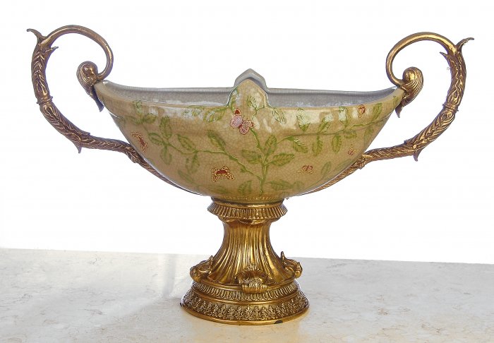 PORCELAIN HAND PAINTED BOWL WITH ANTIQUE STYLE SOLID BRASS