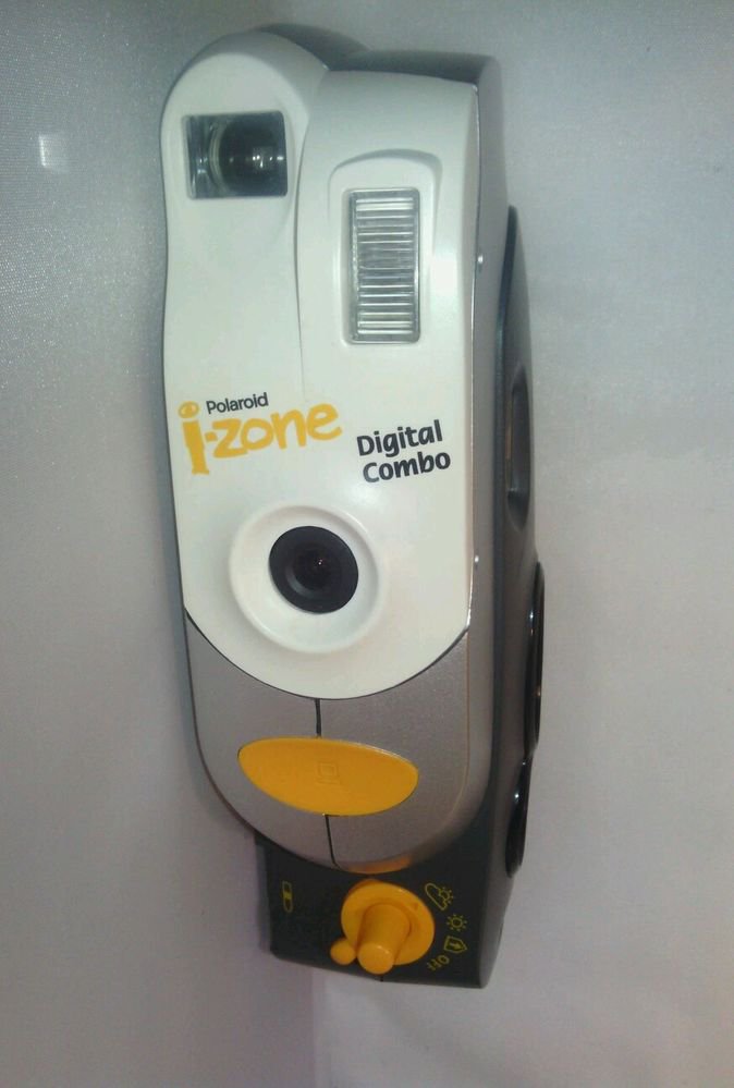 POLAROID i ZONE DIGITAL COMBO INSTANT FILM CAMERA**POWERS ON**AS IS