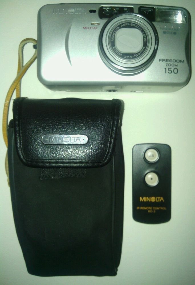 GWC**MINOLTA FREEDOM ZOOM 150 POINT & SHOOT CAMERA 35MM SERIES*CASE & REMOTE