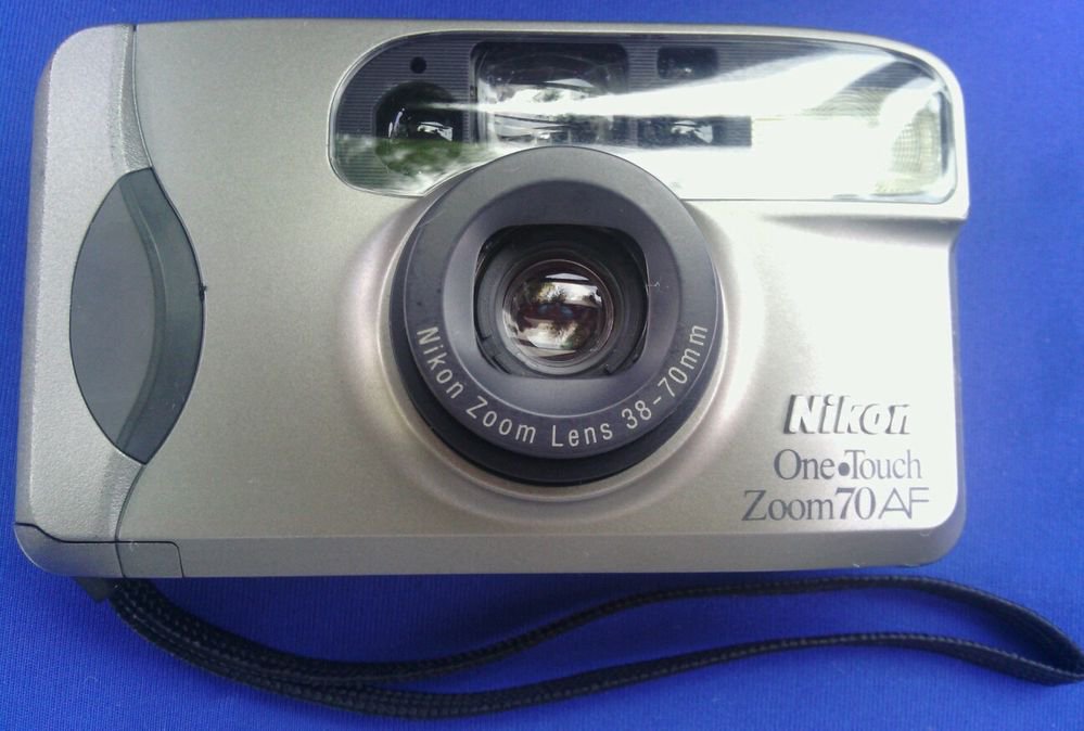 NIKON ONE•TOUCH ZOOM 70AF 35mm Camera, 38-70mm Zoom Lens**PLEASE READ