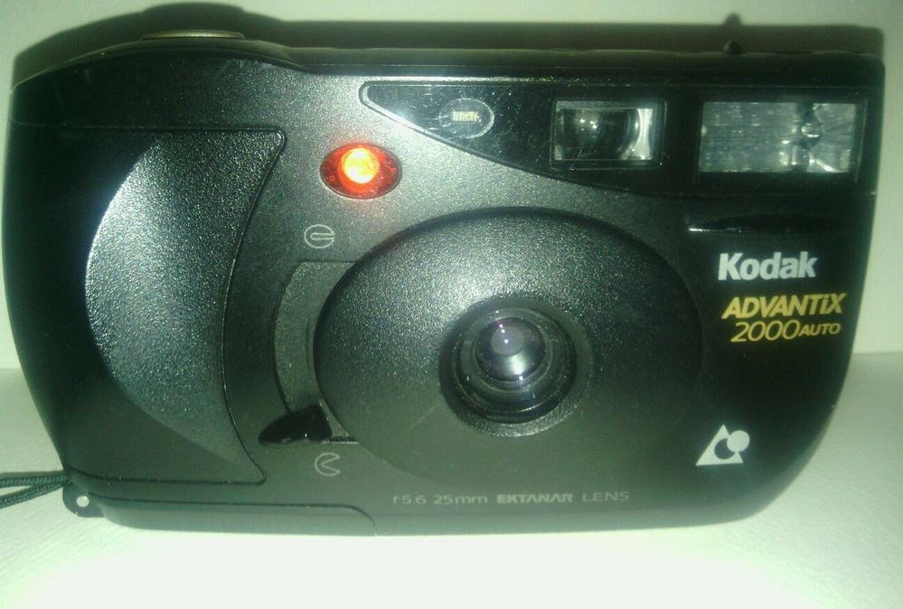 GWC**KODAK ADVANTIX 2000 AUTO with STRAP*
