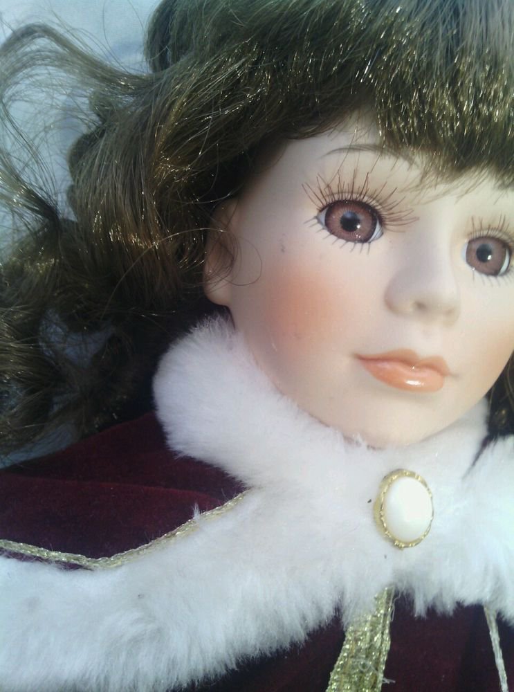 GC**GEPPEDDO "REGENCY" PORCELAIN DOLL**12' TALL