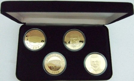 The Highland Mint - 2003 - San Antonio Spurs - World Championship - Collector Set